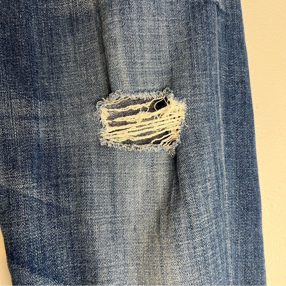 7 For All Mankind Womens Josefina Boyfriend Jeans Distressed Sz 27 Button Fly - Picture 3 of 15